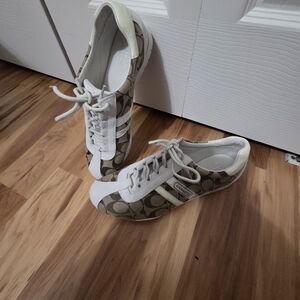 Coach Women's Cream and Brown Patterned Sneakers